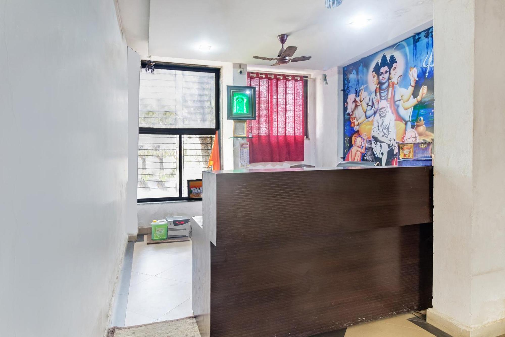 SPOT ON 44704 Harihar Lodging And Yatri Niwas Hotel Kolhapur Luaran gambar